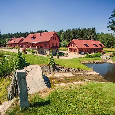 Penzion Dockaluv Mlyn Havlíčkŭv Brod Exteriör bild